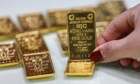 Giá vàng chiều nay 5/3: Nhu cầu của người mua vẫn tăng cao, cửa hàng khan hiếm