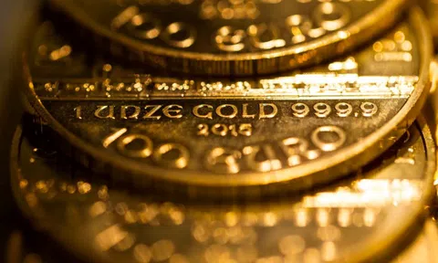 Quỹ vàng lớn nhất thế giới “xả” hàng chục tấn vàng chỉ sau 3 phiên