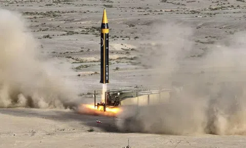 Lịch sử thăng trầm của Iran hiện đại - Kỳ 4: Sức mạnh tên lửa Iran nhờ đâu mà có?