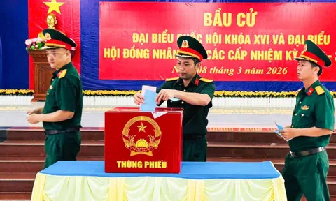 2.100 cử tri Thổ Châu đi bầu cử sớm