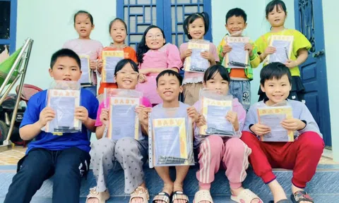 Hành trình gieo mầm tri thức của bông hồng thuỷ tinh