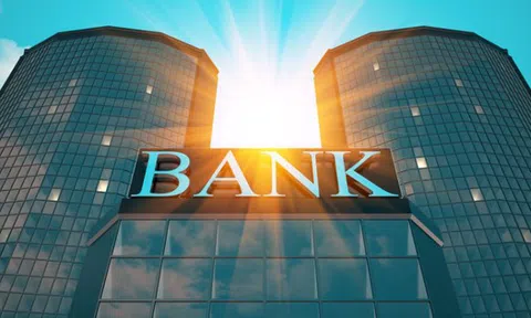 Lần đầu tiên tổng thu nhập của một ngân hàng tư nhân vượt Vietcombank, BIDV tiến gần mốc lịch sử