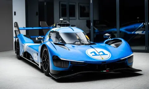 Cận cảnh siêu xe Ferrari 499P Modificata độc nhất Singapore