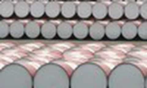 Giá dầu tăng, thị trường đối mặt rủi ro vĩ mô