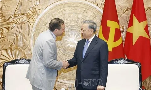 Gặp Tổng Bí thư, DN Mỹ kế thừa di sản của Thomas Edison tiết lộ Việt Nam là nước châu Á đầu tiên được chọn