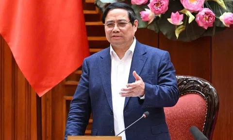 Thủ tướng: Không để thiếu năng lượng, sử dụng ngay Quỹ bình ổn xăng dầu