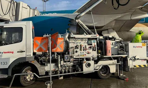 Đề xuất miễn thuế, nới trần giá vé máy bay