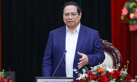 Thủ tướng chủ trì cuộc làm việc về phát triển công nghiệp quốc phòng