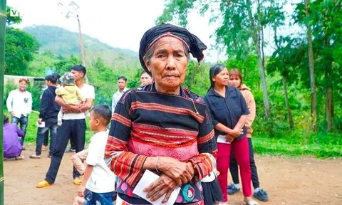 Bầu cử sớm ở ngôi làng biệt lập giữa núi rừng Gia Lai