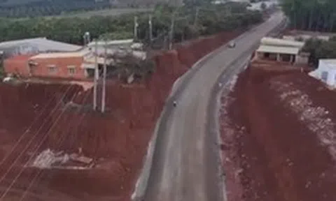 Đồng Nai tổ chức họp, xin lỗi người dân vụ nhà cheo leo khi hạ cốt nền đường