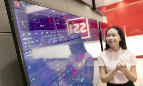 VN-Index tăng gần 33 điểm buổi sáng