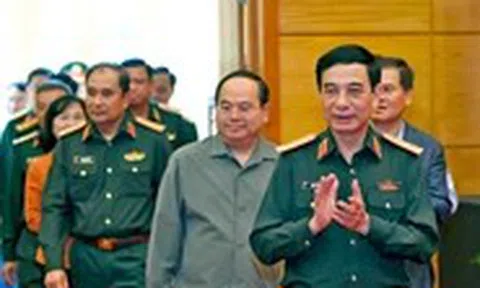 Đại tướng Phan Văn Giang làm việc với Tỉnh ủy Quảng Ninh