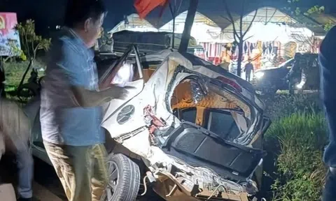 Xe tải tông liên tiếp 3 ôtô trên quốc lộ, một người đi bộ tử vong