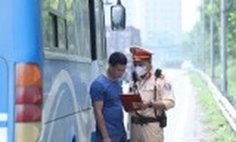 Hà Nội hướng dẫn thủ tục cho xe tải, xe hợp đồng vào khu vực hạn chế