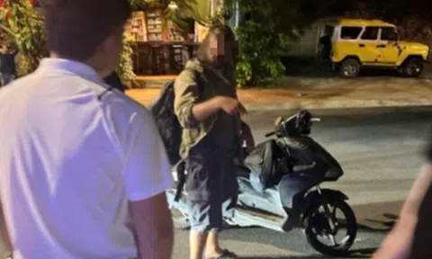 Du khách nước ngoài đâm công an rồi bỏ chạy hơn 70 km