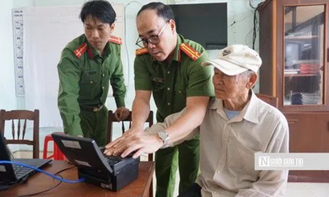 Gia Lai: Công an ra tận đảo hỗ trợ người dân, học sinh làm căn cước, định danh điện tử cấp độ 2