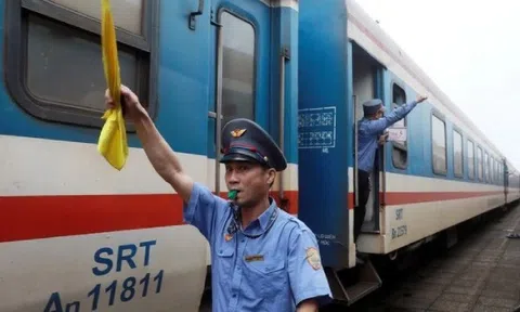 Ngành đường sắt tăng chuyến phục vụ giỗ Tổ và lễ 30/4-1/5