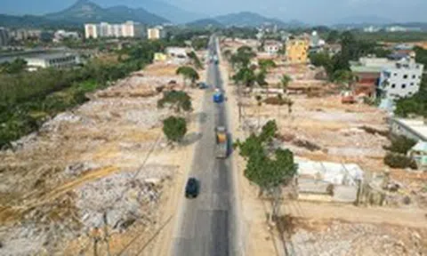 Mục sở thị công trường cao tốc 5.200 tỷ đồng nối đại lộ dài nhất Việt Nam