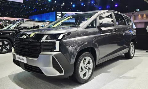 Hyundai Stargazer 2026 bản 'chạy Grab' xuất hiện tại Bangkok Motorshow