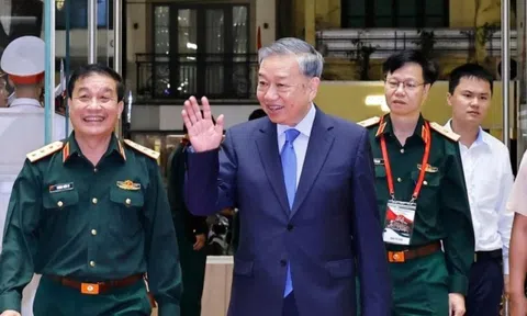 Tổng Bí thư dự chương trình nghệ thuật 'Thanh âm dưới ánh mặt trời'