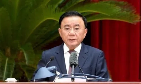 Nghiên cứu hướng dẫn đánh giá hằng quý với cán bộ lãnh đạo, quản lý