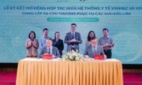 Vinmec cung cấp dịch vụ cứu thương chất lượng cao cho các trận đấu của đội tuyển bóng đá quốc gia