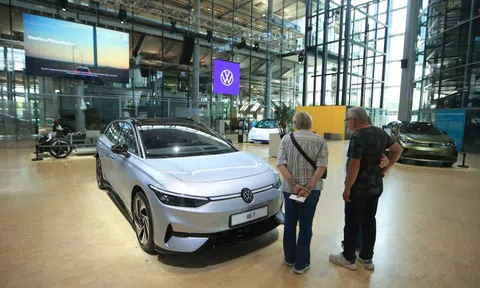 Doanh số ôtô châu Âu phục hồi, Tesla chấm dứt chuỗi ngày ế ẩm