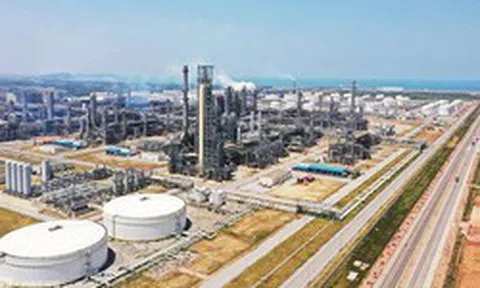Tin vui: Nhà máy lọc dầu lớn nhất Việt Nam thông báo đủ nguồn cung tối ưu công suất