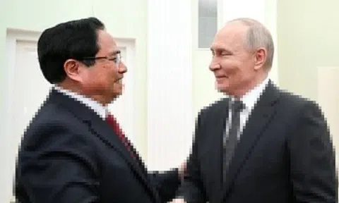 Tổng thống Putin xem xét miễn thị thực cho công dân Việt Nam