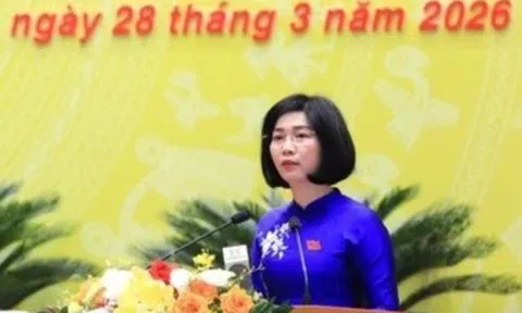 Bà Phùng Thị Hồng Hà tiếp tục làm Chủ tịch HĐND Hà Nội