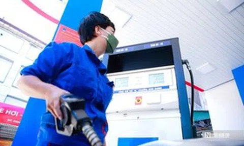 Chi tạm ứng 8.000 tỷ đồng cho Quỹ Bình ổn giá xăng dầu