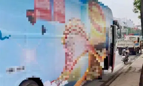 Xử phạt tài xế xe khách trùm kín biển quảng cáo diễu phố