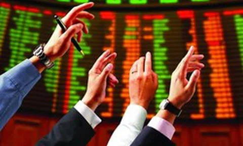 Không phải Bluechips, đây mới là nhóm cổ phiếu kỳ vọng "hút tiền" thời gian tới