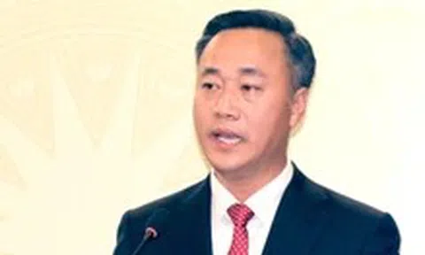 Ông Nguyễn Việt Hùng được bầu giữ chức Chủ tịch UBND tỉnh Khánh Hòa