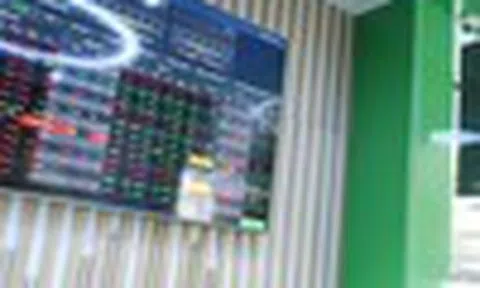 Thanh khoản suy yếu