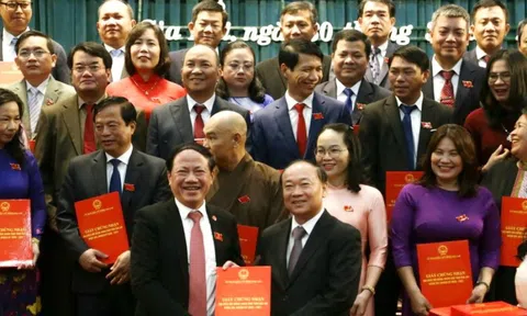 Gia Lai bầu nhân sự chủ chốt HĐND và UBND tỉnh