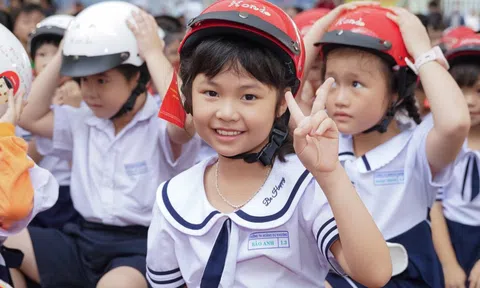 Honda đóng góp tích cực vào tỷ lệ 89% học sinh đội mũ bảo hiểm
