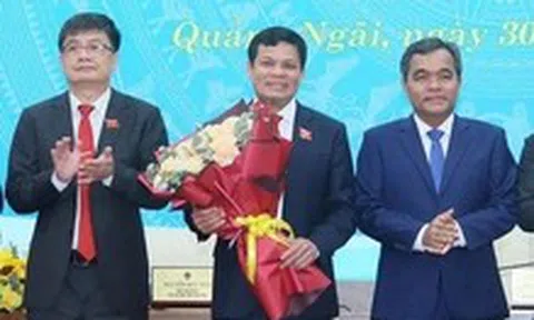 Chủ tịch HĐND và chủ tịch UBND tỉnh Quảng Ngãi tái đắc cử