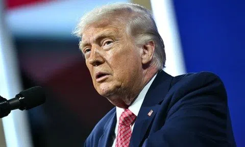 Ông Trump chỉ trích Anh, Pháp: “Mỹ sẽ không còn ở đó để giúp các bạn nữa”