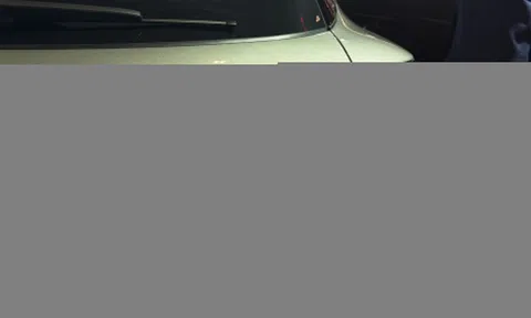 Chiêu khuyến mại lạ của các hãng xe - tặng tiền xăng cho khách