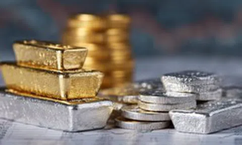 Quỹ vàng lớn nhất thế giới liên tiếp "gom" hàng, quỹ bạc ngược chiều bán ròng