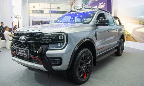 Thế khó của xe bán tải ở đại lý ôtô