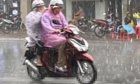 Cảnh báo mưa dông kèm lốc sét, mưa đá ở Bắc Bộ từ chiều tối 3/4