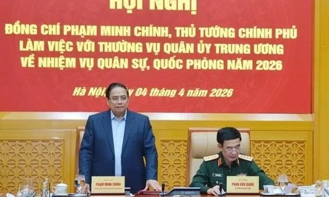 Thủ tướng Phạm Minh Chính làm việc với Thường vụ Quân ủy Trung ương