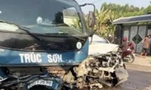 Tai nạn giữa xe tải và ô tô con, 1 người chết