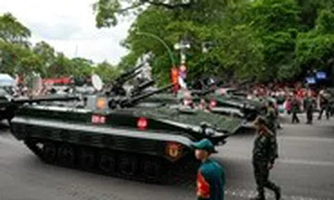 Chuẩn bị sản xuất loạt xe chiến đấu bộ binh, xe thiết giáp chở quân