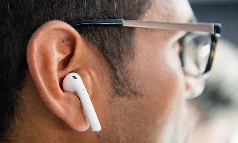 Chơi game liên tục 5 giờ, chàng trai 26 tuổi bỗng nhiên... mất thính lực