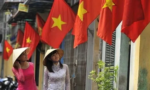 Lấy ý kiến mạng xã hội để xem xét hoán đổi lịch nghỉ lễ 30/4 và 1/5