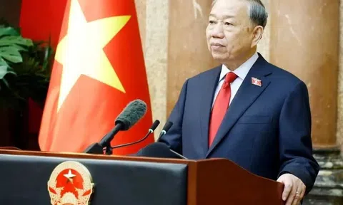 Tổng Bí thư, Chủ tịch nước chủ trì hội nghị công bố quyết định đối với Chính phủ