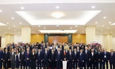 Tổng Bí thư, Chủ tịch nước ký phê chuẩn Công ước Hà Nội